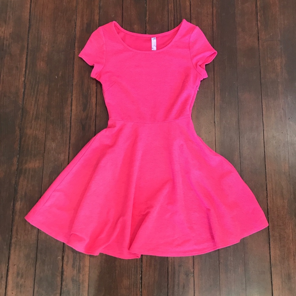 Alya Dress